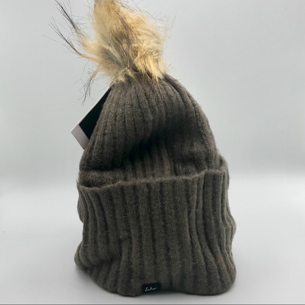 ECHO STRETCH FLEECE CUFF TOQUE W/ FAUX FUR POM